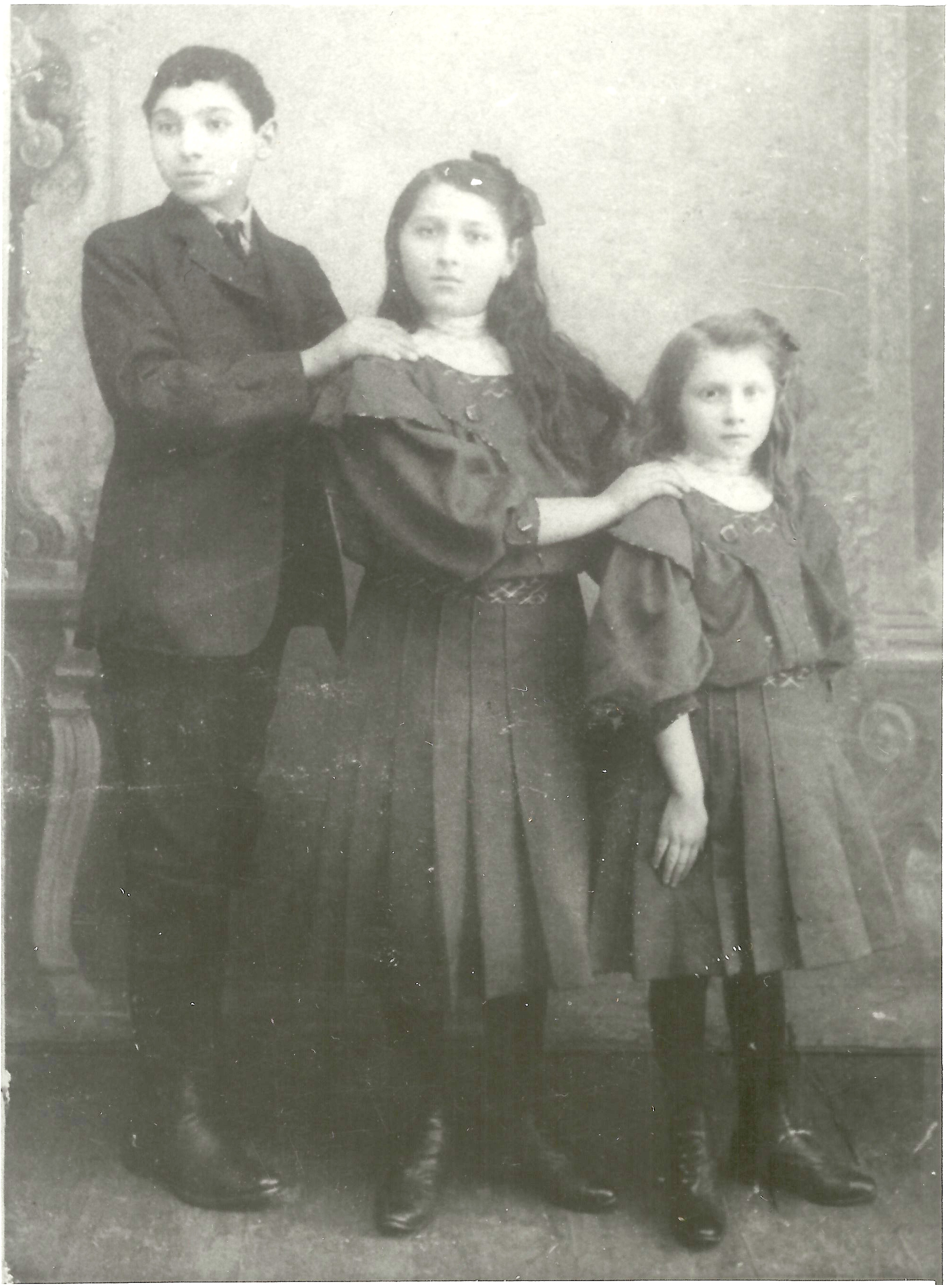 Konrad Henriette si Regina Saraga circa 1910